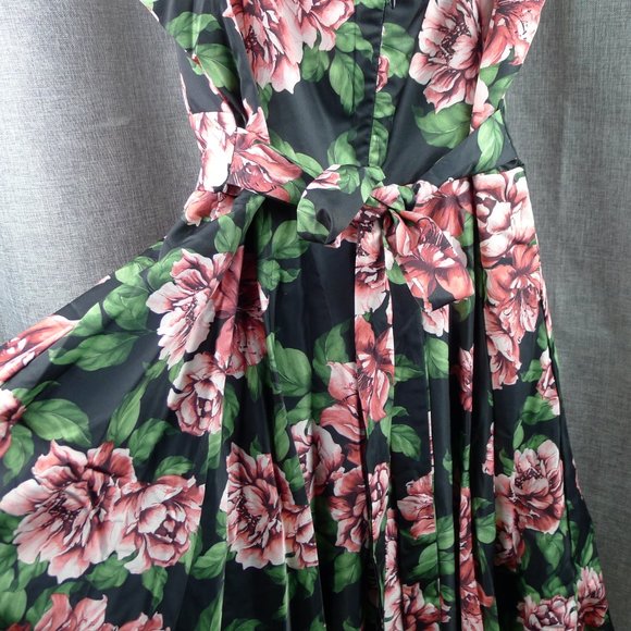 Ladies Sleeveless Fit And Flare Floral Dress Large - Picture 5 of 8